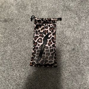 iphone 13 pro max loopy case (original leopard)